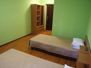 Отели типа «постель и завтрак» Дом 18 Донецк Стандартный двухместный номер с 1 кроватью или 2 отдельными кроватями-21